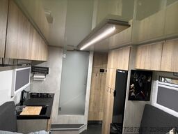 Mercedes Benz 917 AF 4x4