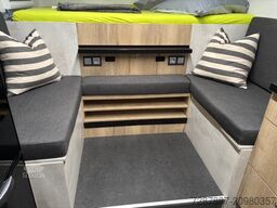 Mercedes Benz 917 AF 4x4