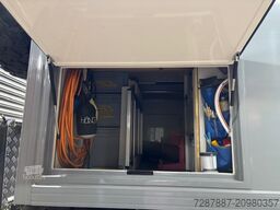 Mercedes Benz 917 AF 4x4