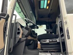 MAN TGX 26.510 6x2-4 LL CH TGX 26.510 6x2-4 LL, Kran Hiab X-HiPro 548 E-8, Lenk-/Liftachse, TwistLock 20Fuß, Funk, Retarder