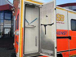 Mercedes-Benz Sprinter 516 CDI 4x2 Sprinter 516 CDI 4x2, Rettungswagen, Retarder