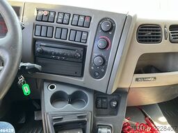 Renault Midlum 220 Hiab 4 Tonmeter laadkraan