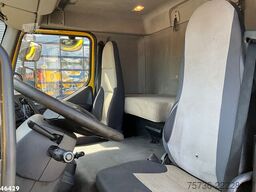Renault Midlum 220 Hiab 4 Tonmeter laadkraan