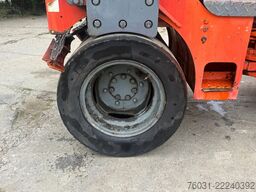 HAMM HD13 Tyred Roller with vibration 900mm