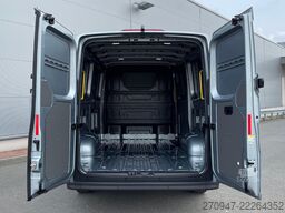 MAN TGE 3.180 L3H2 Kasten LED NAVI ACC LED STANDHZ