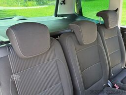 SEAT Alhambra Style