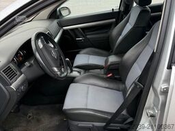 OPEL Vectra C Lim. GTS wie neu sehr gut erhalten