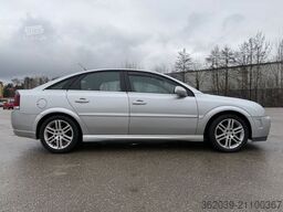 OPEL Vectra C Lim. GTS wie neu sehr gut erhalten