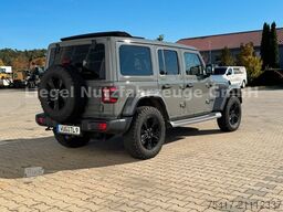 JEEP Wrangler Unlimited Sahara Softtop Sky One-Touch
