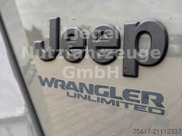JEEP Wrangler Unlimited Sahara Softtop Sky One-Touch