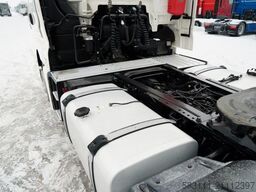 MAN TGX 18.470 / LOW DECK / MEGA /  / NAVI RIO / 202