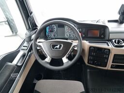 MAN TGX 18.470 / LOW DECK / MEGA /  / NAVI RIO / 202