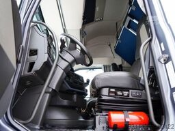 VOLVO FH 500 / PE?NY ADR / XXL / BOGATE WYPOSA?ENIE /