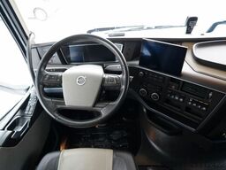 VOLVO FH 500 / PE?NY ADR / XXL / BOGATE WYPOSA?ENIE /