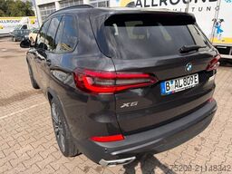 BMW X5 xDrive 45e Driving Assist /Pano/Laser/HUD