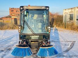 SCHMIDT Swingo 200+ Kehrmaschine Sweeper