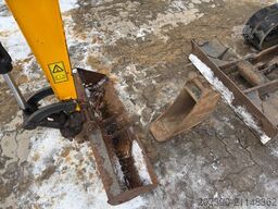 JCB 16C-1 /2022 BJ/1.397 H/verbr. Laufwerk/2xLöffel