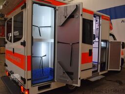 MERCEDES-BENZ Sprinter Rettungswagen