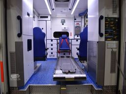 MERCEDES-BENZ Sprinter Rettungswagen