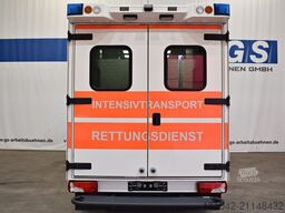 MERCEDES-BENZ MC 519 CDI RTW Rettungswagen