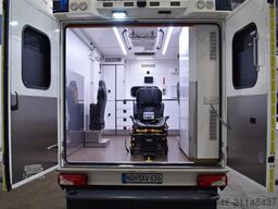 MERCEDES-BENZ Mercedes Benz Sprinter RTW Rettungswagen