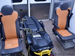 MERCEDES-BENZ Mercedes Benz Sprinter RTW Rettungswagen