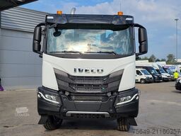 Iveco-Magirus X-Way AD300X46Z 6x4 X-Way AD300X46Z 6x4, Retarder, Navi