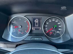 VW Crafter Koffer 3,5t Ladebordwand *AHK 3t*