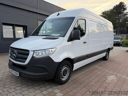 MERCEDES-BENZ Sprinter 319 CDI V6 Kasten 3,5t RWD L3H2