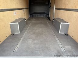 MERCEDES-BENZ Sprinter 319 CDI V6 Kasten 3,5t RWD L3H2