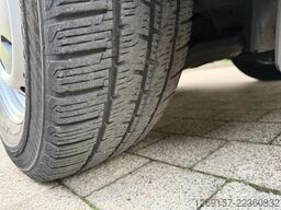 MERCEDES-BENZ Sprinter 319 CDI V6 Kasten 3,5t RWD L3H2