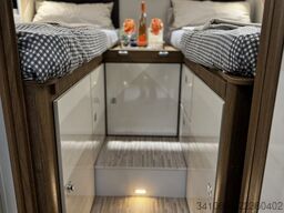 MOBILVETTA K-Yacht 86 Tekno Line Navi RFK Combi Diesel Elek