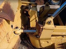 KOMATSU D65 WX-16