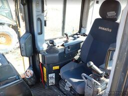 KOMATSU D65 WX-16