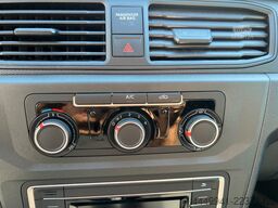 VW Caddy Maxi Kasten BMT*Klima*1,5t AHK*wenig km