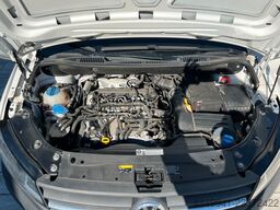 VW Caddy Maxi Kasten BMT*Klima*1,5t AHK*wenig km