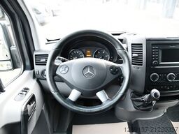 MERCEDES-BENZ Sprinter 316 CDI Kombi RWD L1H1 Standh. 6-9Sitze