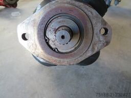 pomp hyundai robex 55-9