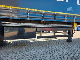 SCHMITZ CARGOBULL SCS 24/L - 13.62 E B / Liftachse | EDSCHA