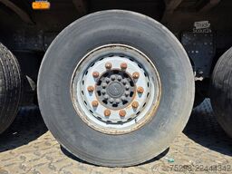 SCHMITZ CARGOBULL SCS 24/L - 13.62 E B / Liftachse | EDSCHA