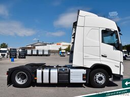 VOLVO FH 460 LED 2 Tanks 1.305 Liter Safetypaket