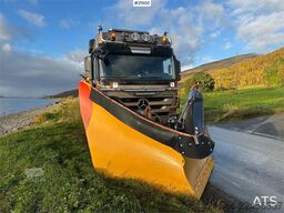 Mercedes-Benz Actros 2848 4x4+2 snow rigged hook truck. WATCH VI