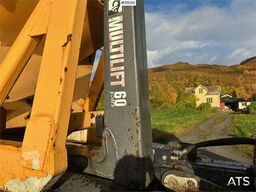 Mercedes-Benz Actros 2848 4x4+2 snow rigged hook truck. WATCH VI