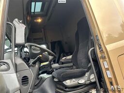 Mercedes-Benz Actros 2848 4x4+2 snow rigged hook truck. WATCH VI