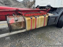 Scania R164 6x4 Hook truck.