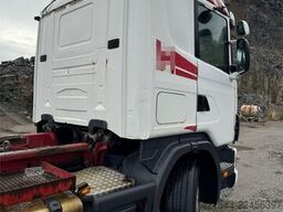 Scania R164 6x4 Hook truck.