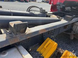 Scania R480 6x2 hook truck w/ crane hydraulics and replac