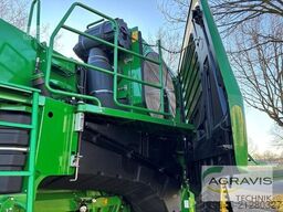 John Deere T 670 + SW 625R