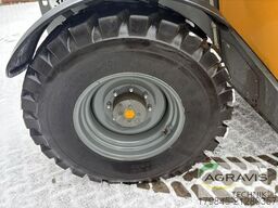 Liebherr T32-7 inkl. Schaufel + Gabel