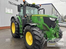 John Deere 6215 R